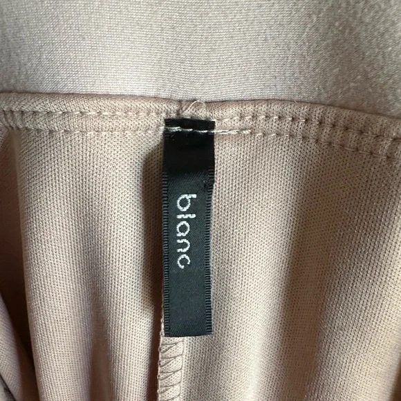 Blanc Bodycon Off The Shoulder Midi Dress - Picture 5 of 8